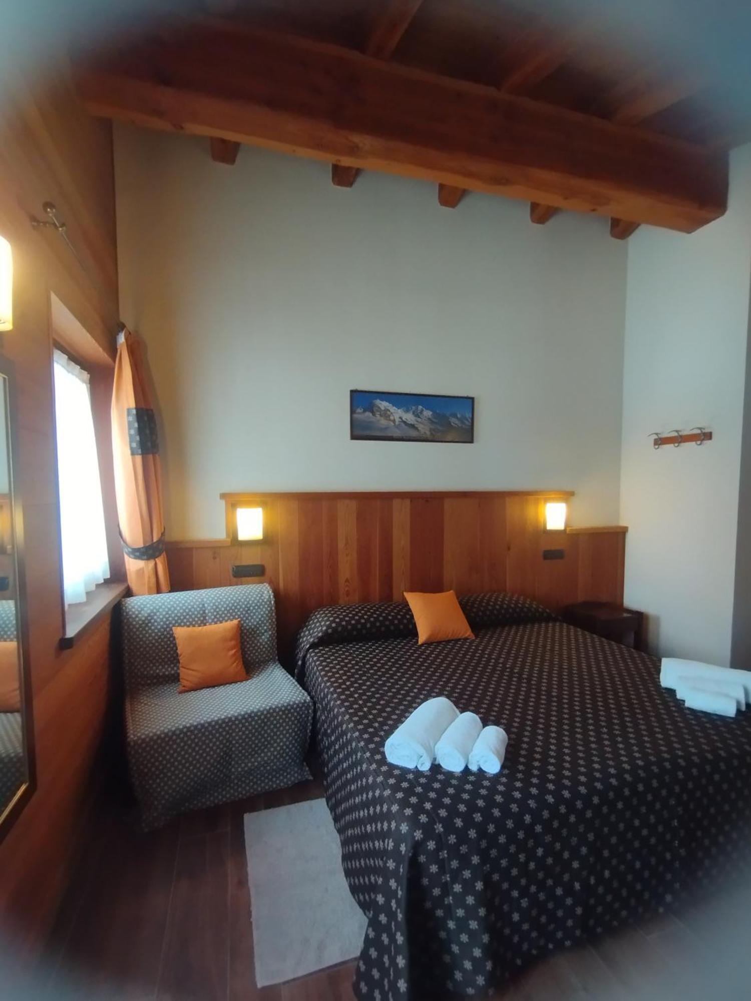 Villa Americana Chambres D'Hotes Champoluc Exterior foto
