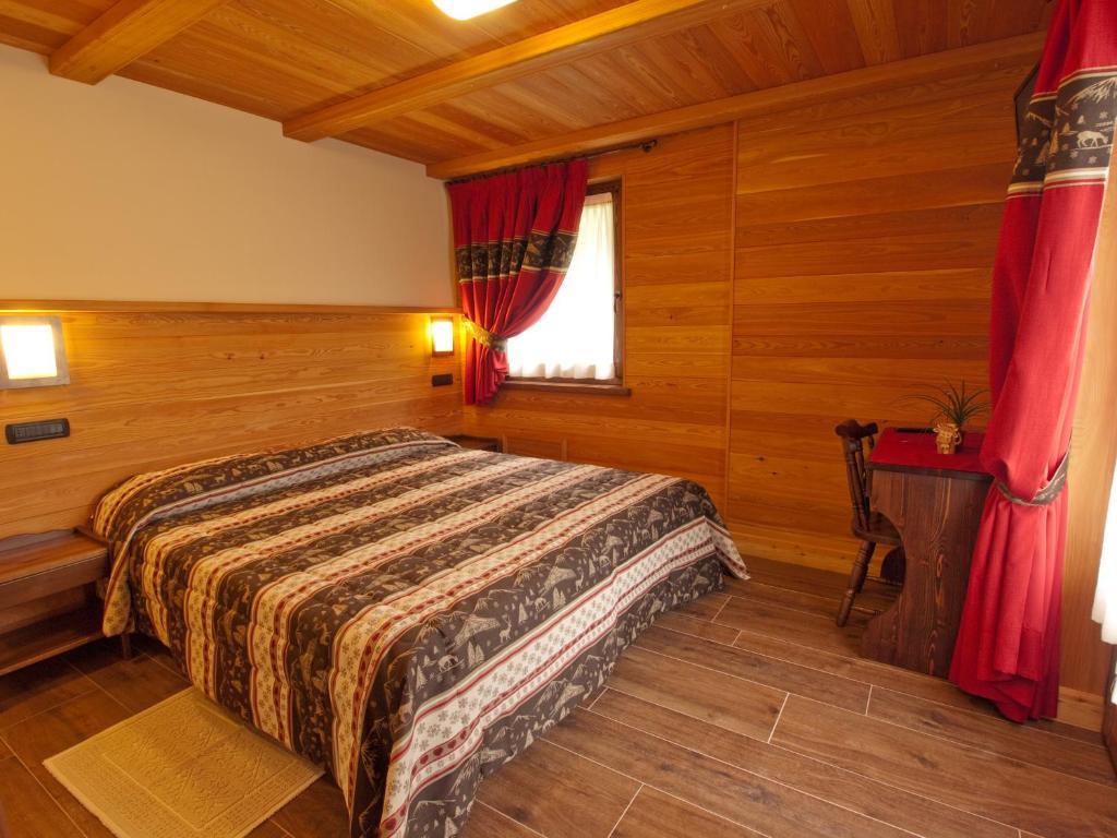 Villa Americana Chambres D'Hotes Champoluc Zimmer foto